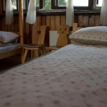 Gosciniec Rownica Hostel