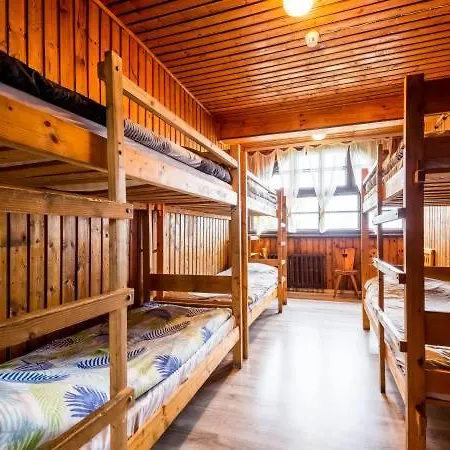 Hostel Gosciniec Rownica *